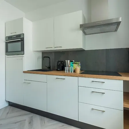 New Luxurious Jean's Apartmán *